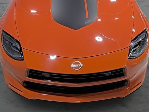 Used 2024 Nissan Z Performance w/ Heritage Edition RWD image 17