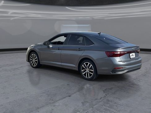 New 2026 Volkswagen Jetta SE FWD image 4