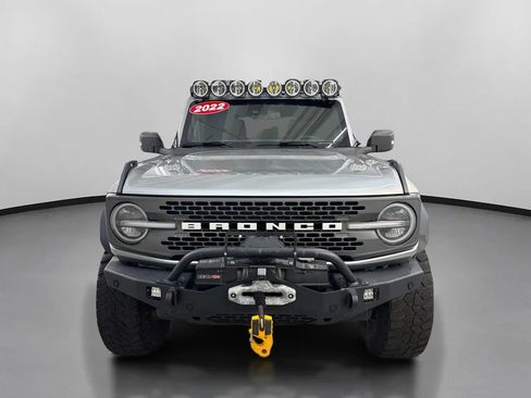 Used 2022 Ford Bronco Badlands w/ Sasquatch Package AWD/4WD image 2