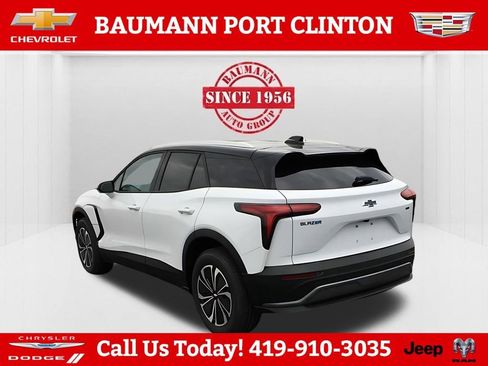 New 2025 Chevrolet Blazer EV LT AWD/4WD image 8
