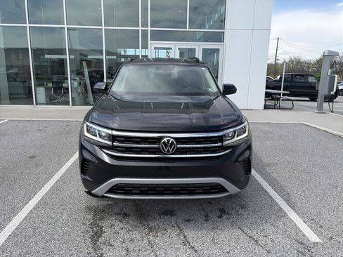 Used 2023 Volkswagen Atlas SE image 3