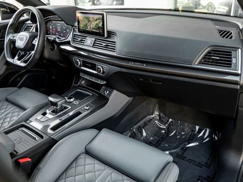 Used 2019 Audi SQ5 Premium Plus w/ Premium Plus Package AWD/4WD image 34