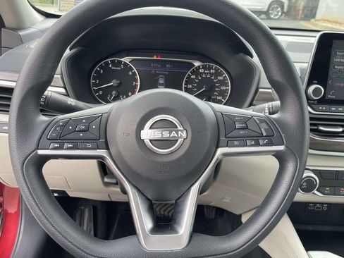 Used 2023 Nissan Altima 2.5 SV image 20