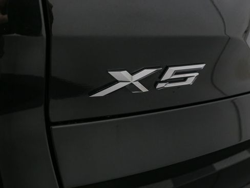 Used 2019 BMW X5 xDrive50i w/ M Sport Package AWD/4WD image 10