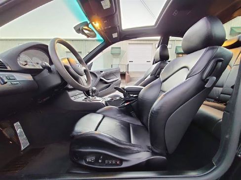 Used 2005 BMW M3 Coupe image 26