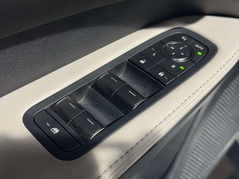 Certified 2025 Lexus RX 350 Premium w/ Accessory Package AWD/4WD image 22