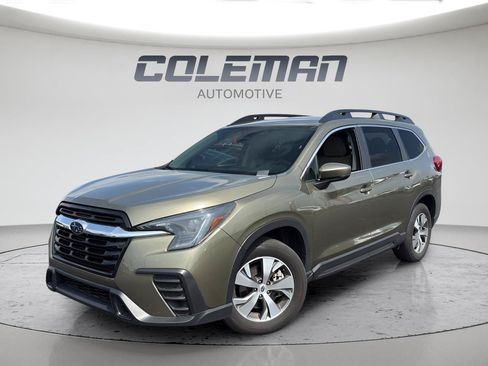 Used 2025 Subaru Ascent Premium AWD/4WD image 1
