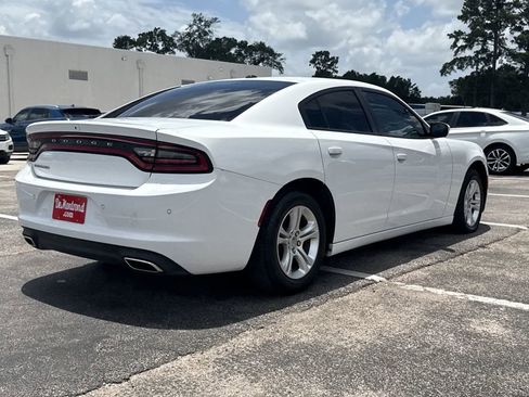 Used 2022 Dodge Charger SXT RWD image 5
