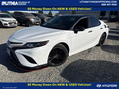 Used 2019 Toyota Camry SE w/ Carpet Mat Package
