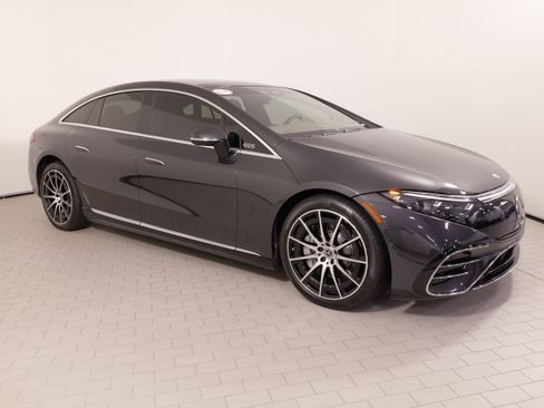 Used 2023 Mercedes-Benz EQS 580 4MATIC Sedan image 8