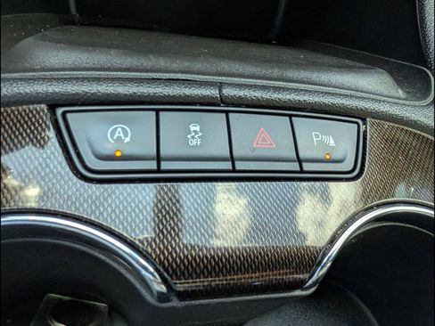Used 2020 GMC Acadia AT4 AWD/4WD image 16