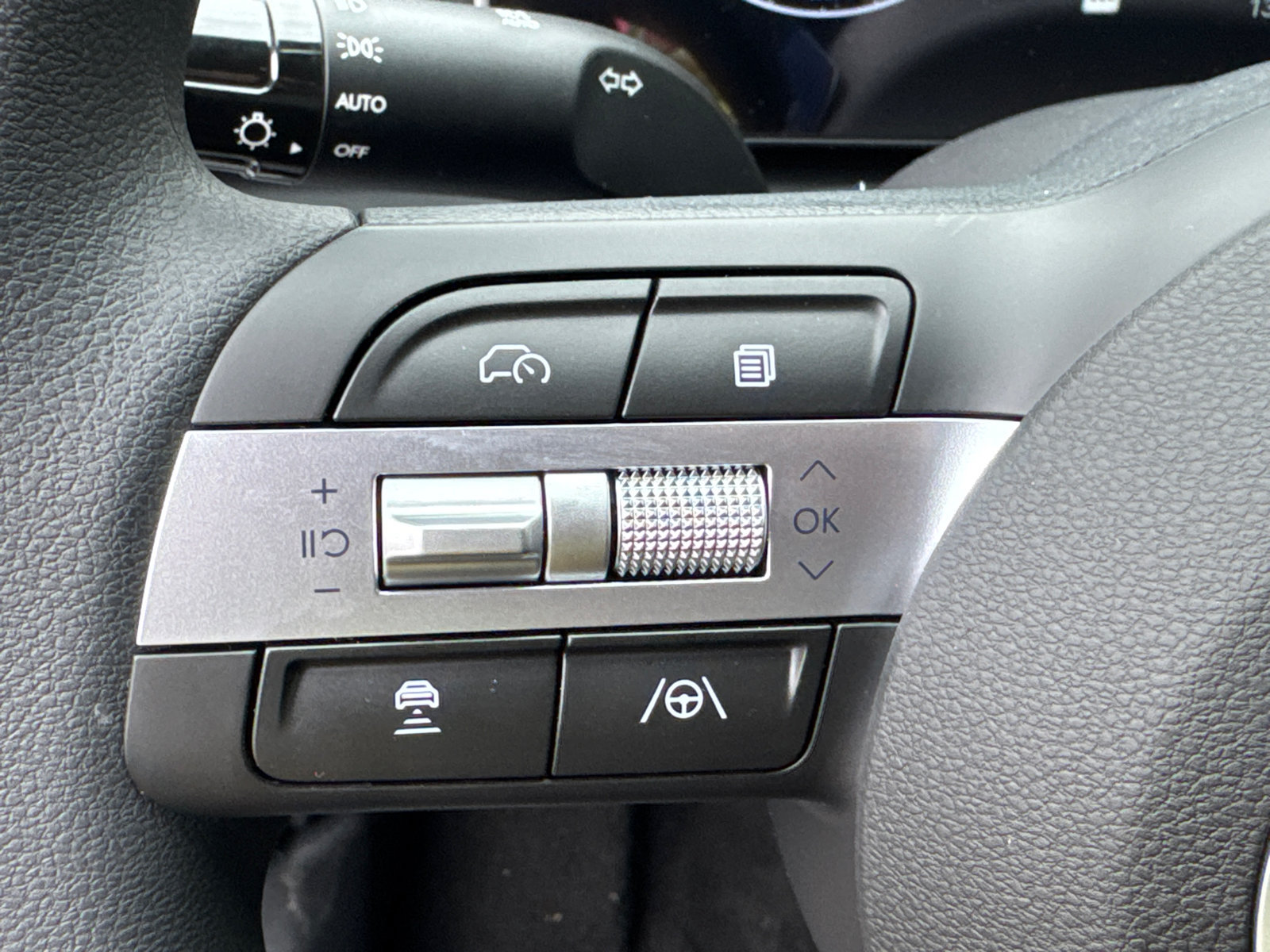 New 2026 Hyundai Tucson SEL Plus FWD image 27