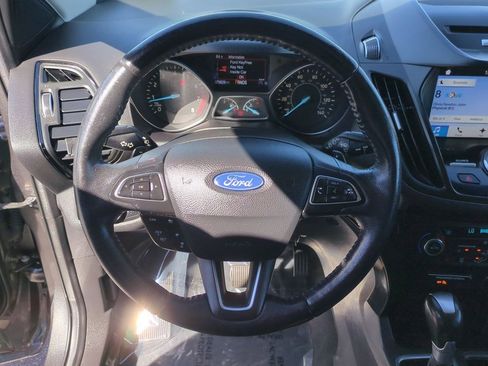 Used 2017 Ford Escape Titanium image 11