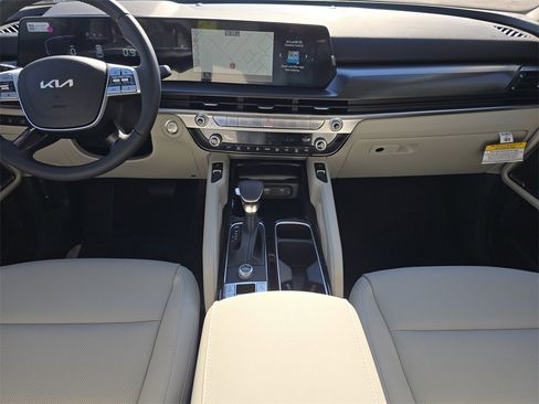 New 2025 Kia Telluride S image 17
