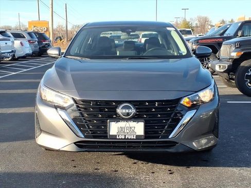 Used 2024 Nissan Sentra SV image 32