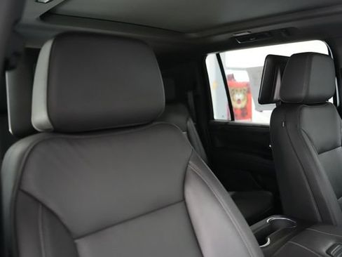 Used 2021 Chevrolet Suburban LT w/ Rear Media and Nav Package AWD/4WD image 23