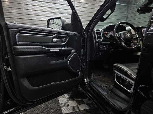 Used 2019 RAM 1500 Laramie w/ Sport Appearance Package AWD/4WD image 36