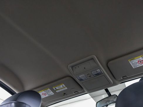 Used 2019 Nissan Titan PRO-4X image 28