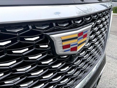 New 2026 Cadillac Escalade Luxury w/ LPO, Floor Liner Package AWD/4WD image 34
