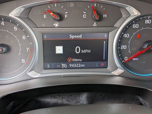 Used 2021 Chevrolet Traverse LT w/ LT Premium Package image 17