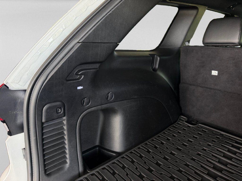 Used 2021 Jeep Grand Cherokee Limited X RWD image 29