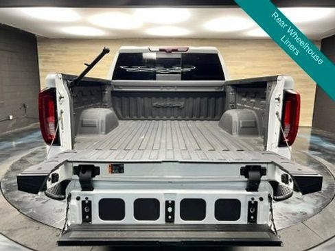 Used 2024 GMC Sierra 1500 AT4 w/ Technology Package AWD/4WD image 21
