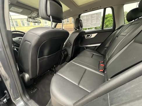 Used 2015 Mercedes-Benz GLK 350 4MATIC image 27