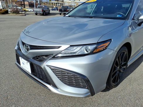 Used 2021 Toyota Camry XSE image 7