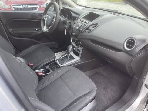 Used 2019 Ford Fiesta SE FWD image 20