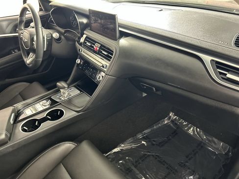 Used 2026 Genesis G70 2.5T RWD image 27