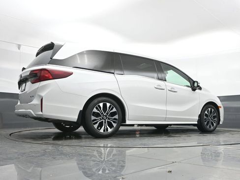 Used 2025 Honda Odyssey Elite image 35