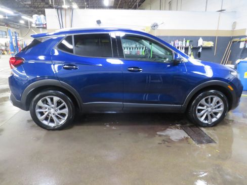Used 2023 Buick Encore GX Essence w/ Experience Buick Package image 7