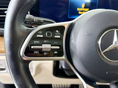 Certified 2023 Mercedes-Benz GLS 450 4MATIC image 11