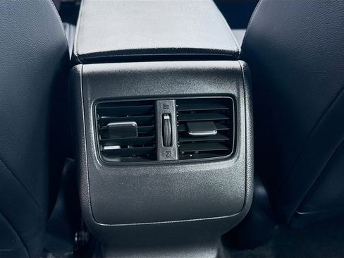 Used 2018 Honda Accord EX-L image 23