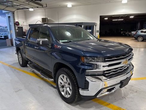 Used 2021 Chevrolet Silverado 1500 LTZ w/ Technology Package AWD/4WD image 4