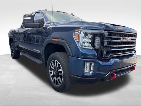 Certified 2022 GMC Sierra 2500 AT4 w/ AT4 Premium Plus Package image 3