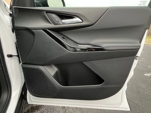 New 2026 Chevrolet Equinox LT w/ Midnight Edition image 18