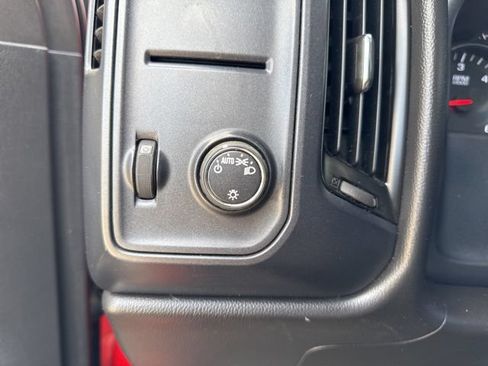 Used 2015 Chevrolet Silverado 1500 W/T AWD/4WD image 26