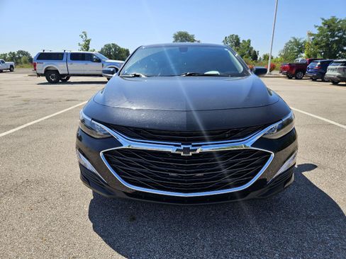Used 2022 Chevrolet Malibu RS FWD image 2