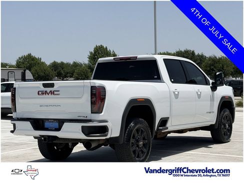 Certified 2025 GMC Sierra 2500 AT4 AWD/4WD image 4