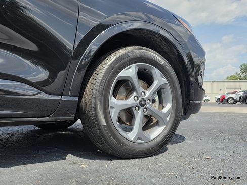 Used 2023 Ford Escape ST-Line w/ Tech Pack #1 AWD/4WD image 8