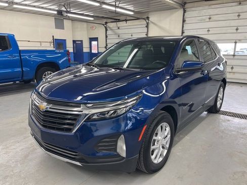 Certified 2022 Chevrolet Equinox LT image 2