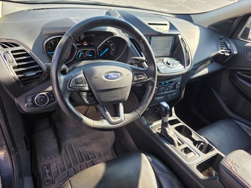 Used 2017 Ford Escape Titanium image 6