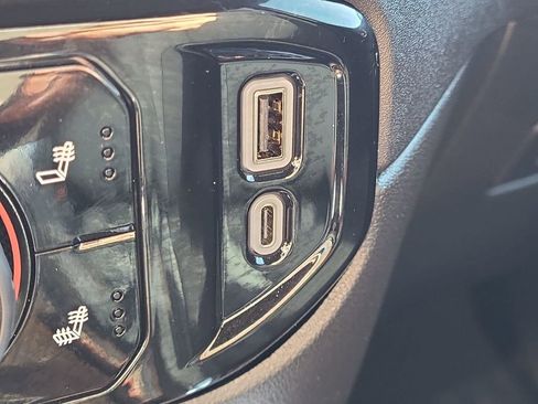 Used 2024 Chevrolet Silverado 1500 RST image 30