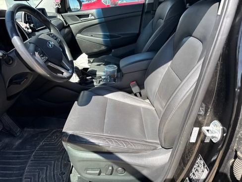 Used 2019 Hyundai Tucson Limited FWD image 3