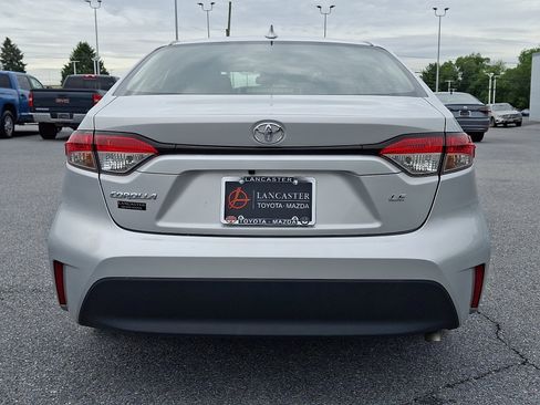 Used 2023 Toyota Corolla LE FWD image 6