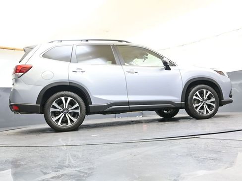 Used 2024 Subaru Forester Limited AWD/4WD image 35