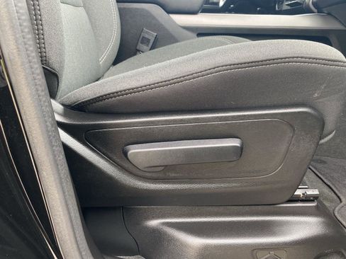 Used 2023 RAM 1500 Big Horn AWD/4WD image 39