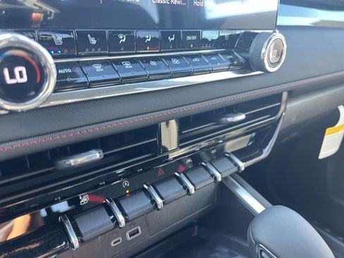 New 2026 Chevrolet Colorado Z71 w/ Z71 Convenience Package 2 image 11