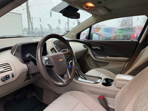 Used 2014 Chevrolet Volt Sedan 4D image 13